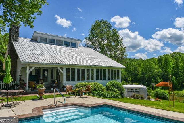 708 Hub Tatum Road, Sautee Nacoochee, GA 30571