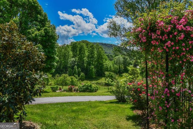708 Hub Tatum Road, Sautee Nacoochee, GA 30571