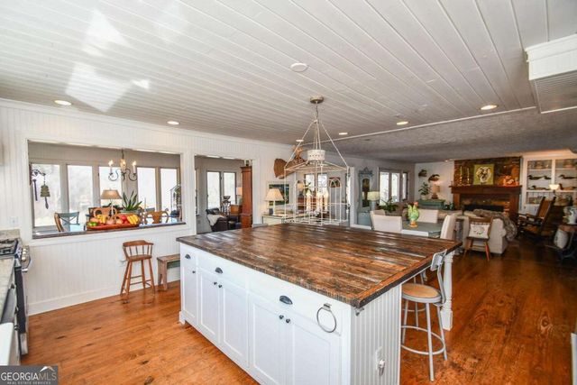 708 Hub Tatum Road, Sautee Nacoochee, GA 30571