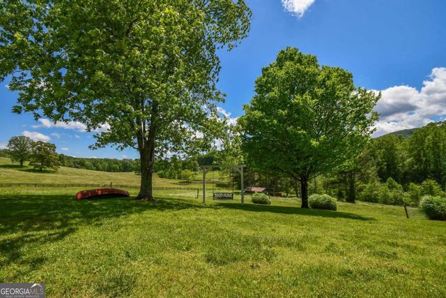 708 Hub Tatum Road, Sautee Nacoochee, GA 30571