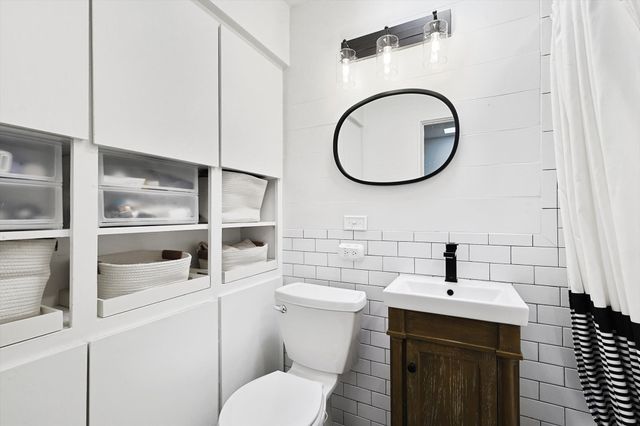 3637 Hawthorne Avenue, Dallas, TX 75219