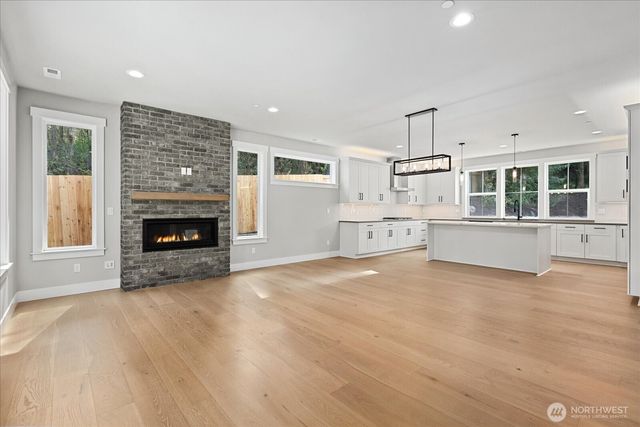 3500 Alaska Road, Brier, WA 98036