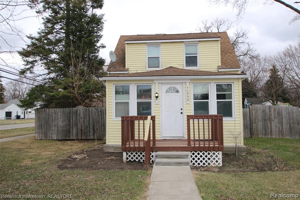 11756 Berwyn, Redford, MI 48239