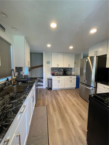 2 Bristol Road, Narragansett, RI 02882
