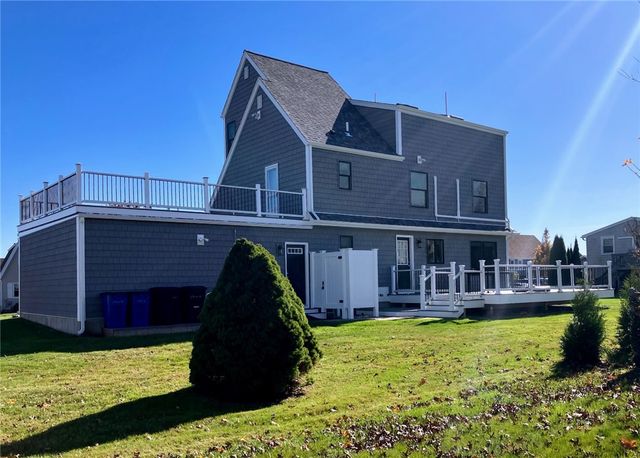 2 Bristol Road, Narragansett, RI 02882