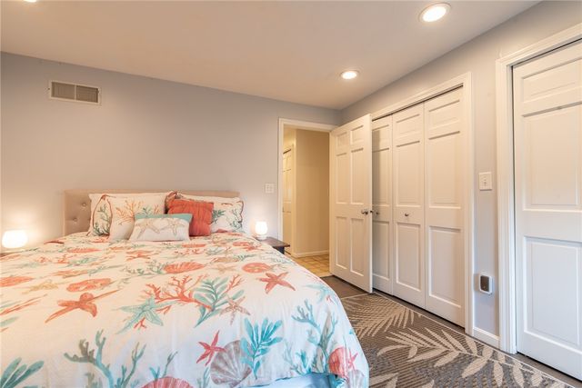 2 Bristol Road, Narragansett, RI 02882