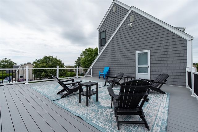 2 Bristol Road, Narragansett, RI 02882