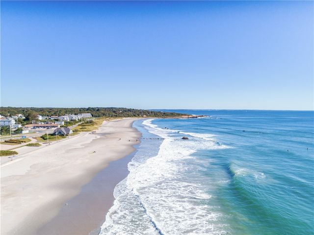 2 Bristol Road, Narragansett, RI 02882