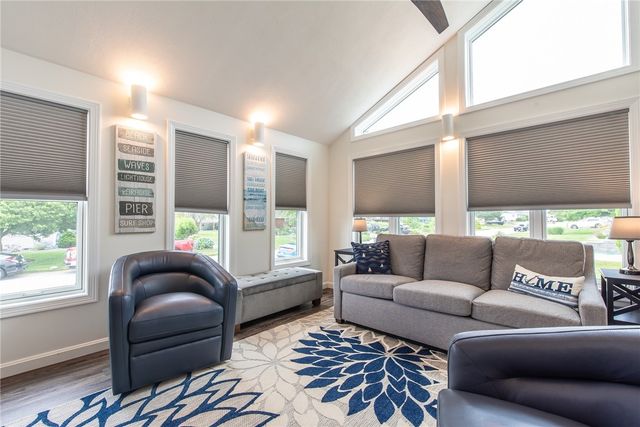 2 Bristol Road, Narragansett, RI 02882