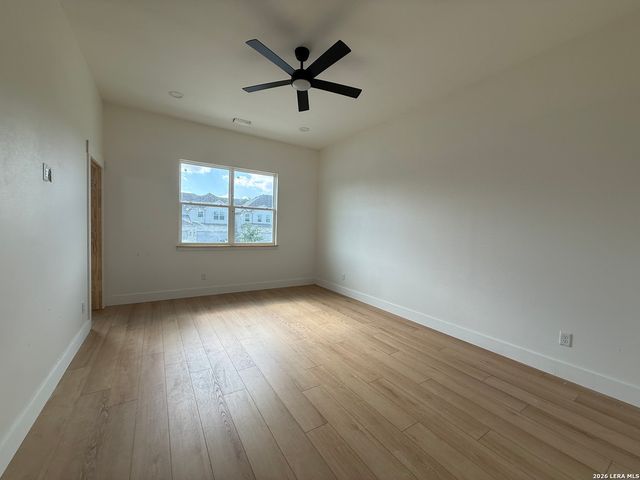 110 MAGNOLIA CIR, Boerne, TX 78006