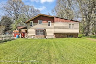 5440 Hughes Road, Lansing, MI 48911