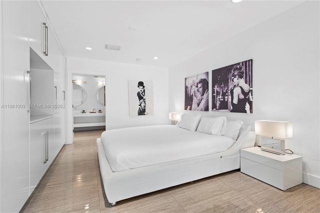 253 N Coconut Ln, Miami Beach, FL 33139