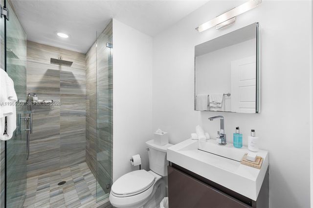 253 N Coconut Ln, Miami Beach, FL 33139