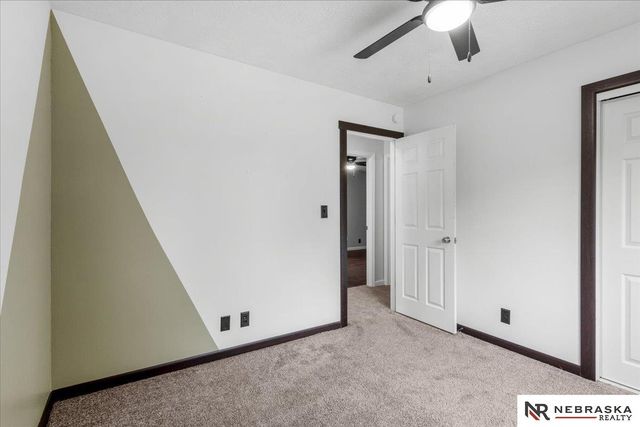 736 W Godfrey Drive, Lincoln, NE 68521