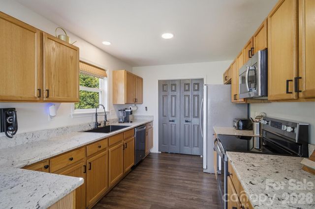 3381 Stones Throw Drive, Valdese, NC 28690