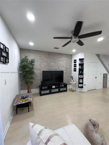 541 Princess Dr, Margate, FL 33068
