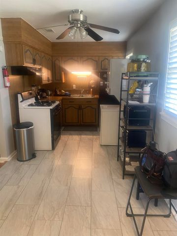 370 LILLIAN DR, Memphis, TN 38109