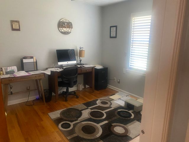 370 LILLIAN DR, Memphis, TN 38109