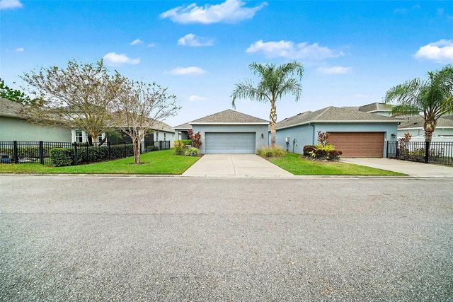 14902 CARAVAN AVENUE, Odessa, FL 33556