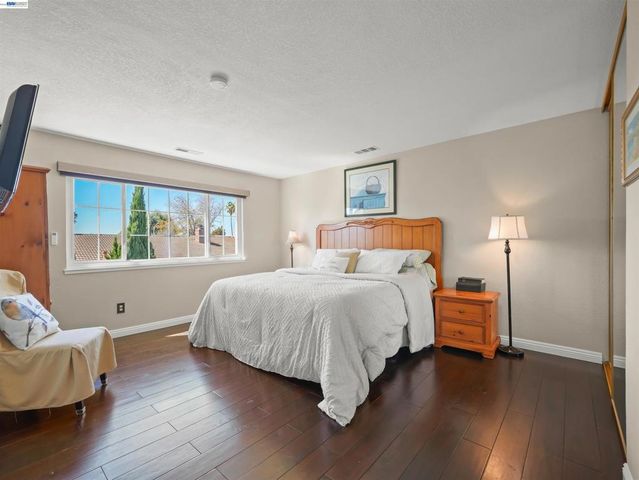 45399 Little Foot Pl, Fremont, CA 94539
