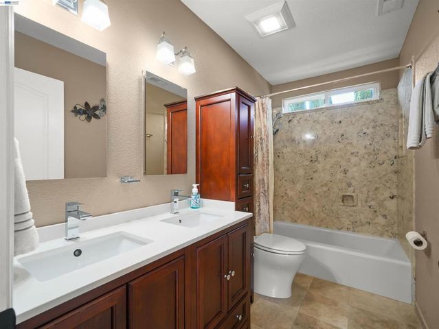 45399 Little Foot Pl, Fremont, CA 94539
