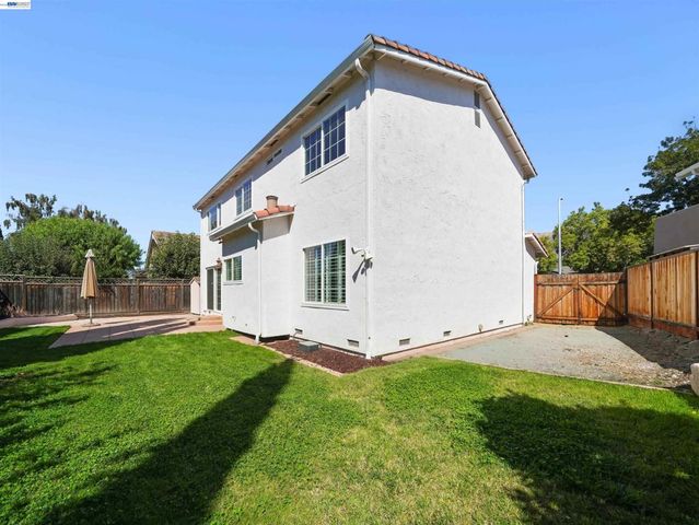 45399 Little Foot Pl, Fremont, CA 94539