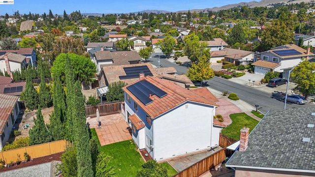 45399 Little Foot Pl, Fremont, CA 94539