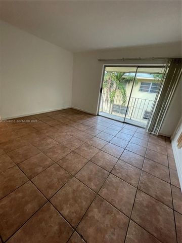 7841 Dunham Boulevard 6, Miami, FL 33138