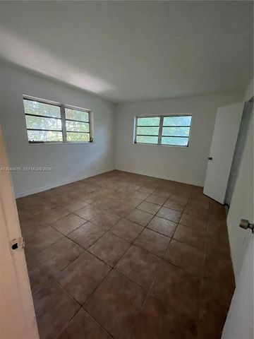 7841 Dunham Boulevard 6, Miami, FL 33138