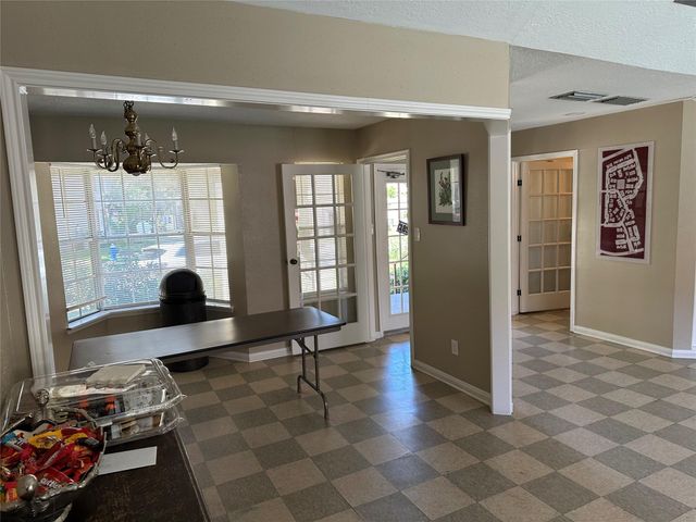 2120 El Paseo Street 806, Houston, TX 77054