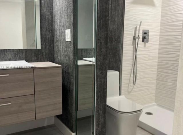 20379 W Country Club Dr 1038, Aventura, FL 33180