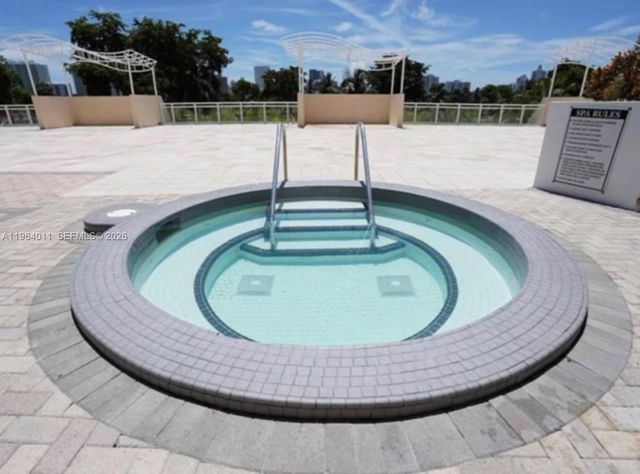 20379 W Country Club Dr 1038, Aventura, FL 33180