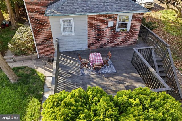 715 N EASTON RD, Glenside, PA 19038