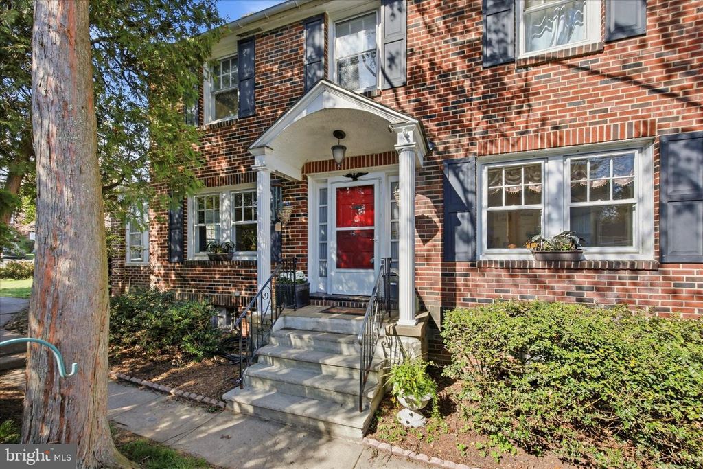 715 N EASTON RD, Glenside, PA 19038