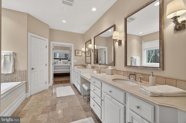 23650 GRASTY PL, Middleburg, VA 20117