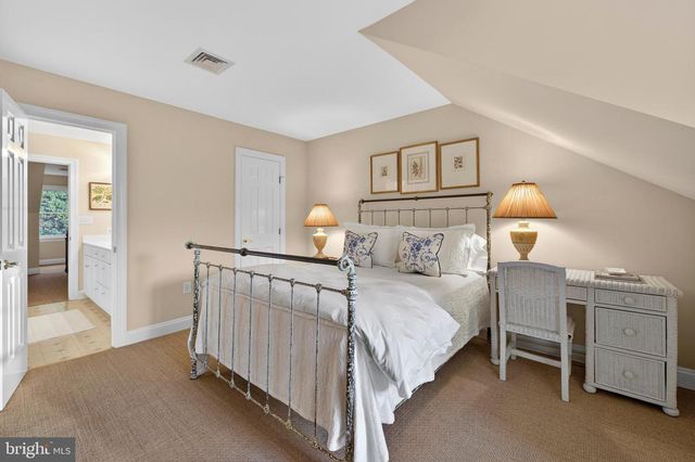 23650 GRASTY PL, Middleburg, VA 20117