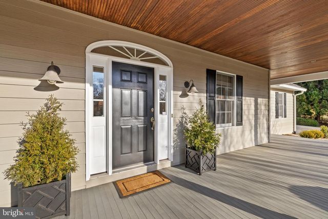 23650 GRASTY PL, Middleburg, VA 20117