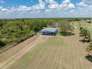 267 S Gulf Rd, Matagorda, TX 77457