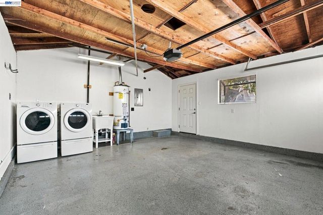 8278 Juniper Ave, Newark, CA 94560