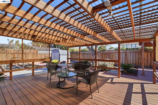 8278 Juniper Ave, Newark, CA 94560