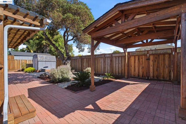 8278 Juniper Ave, Newark, CA 94560