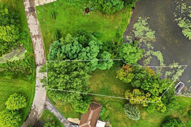 3306 Indianview Drive, Waterford Twp, MI 48329