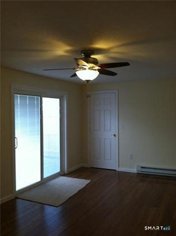 33 Inverness Lane, Middletown, CT 06457