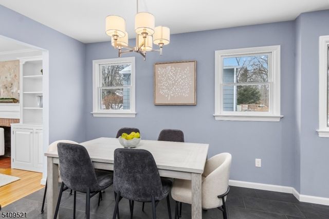 181 Center Ave, Chatham Boro, NJ 07928