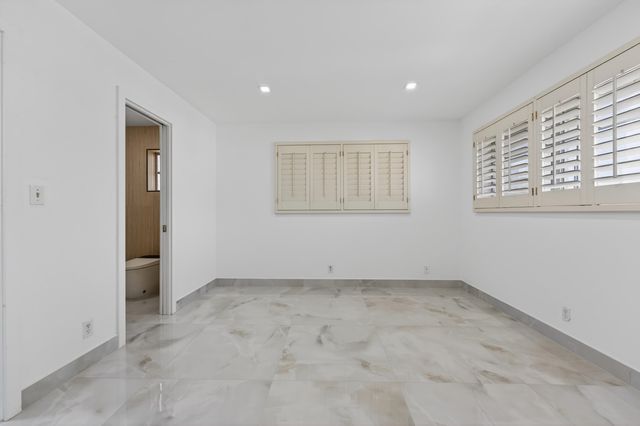 2134 NE 36th Street 82, Lighthouse Point, FL 33064