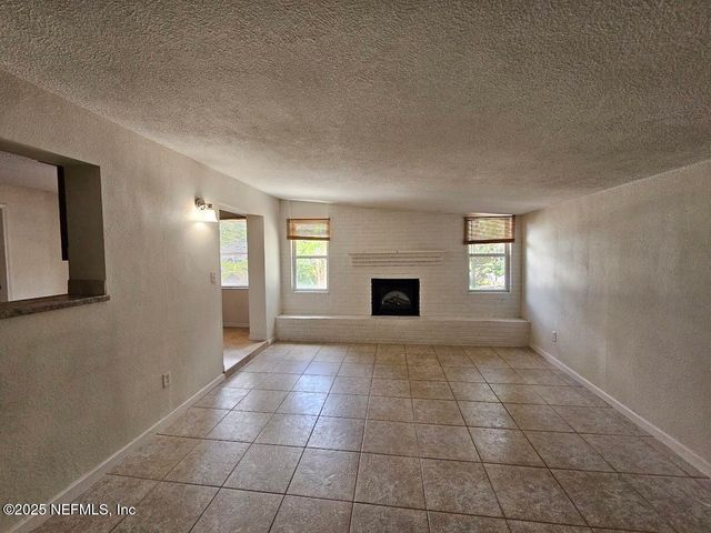 3635 BROCKWAY Road, Jacksonville, FL 32250