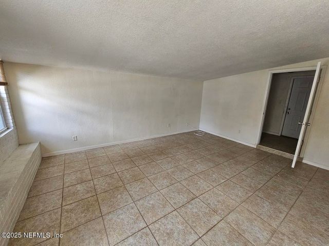 3635 BROCKWAY Road, Jacksonville, FL 32250