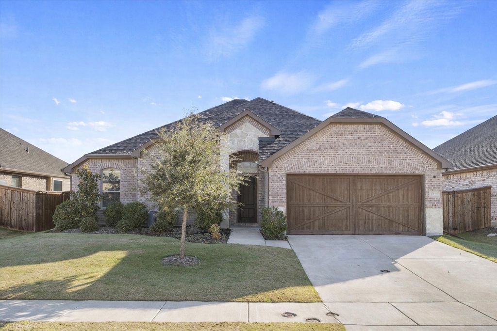1825 Tuscany Drive, Mclendon Chisholm, TX 75032