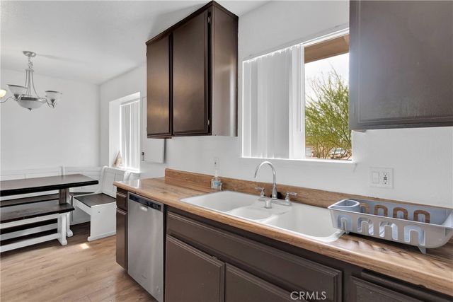 8960 Buckthorn Avenue, Hesperia, CA 92345