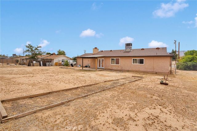 8960 Buckthorn Avenue, Hesperia, CA 92345